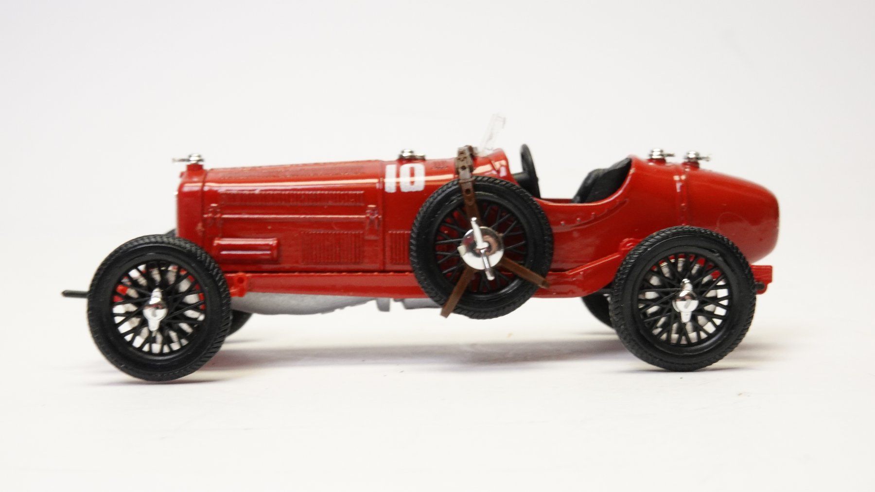 Rio Modellautos: e55 Rio 1/43 Alfa Romeo D3 #10 rot – Gebraucht aus Thun von evinka_gmbh 1