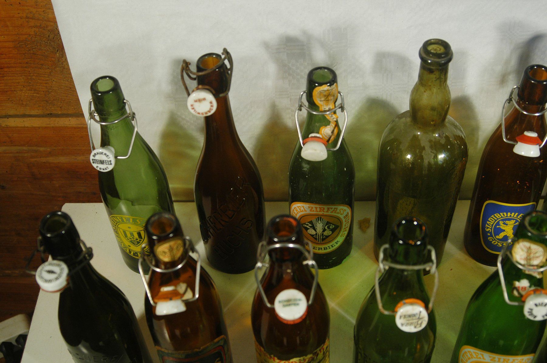 Gläser, Krüge & Flaschen: Bierflaschen Diverse – Gebraucht aus Herisau von Wisen 1