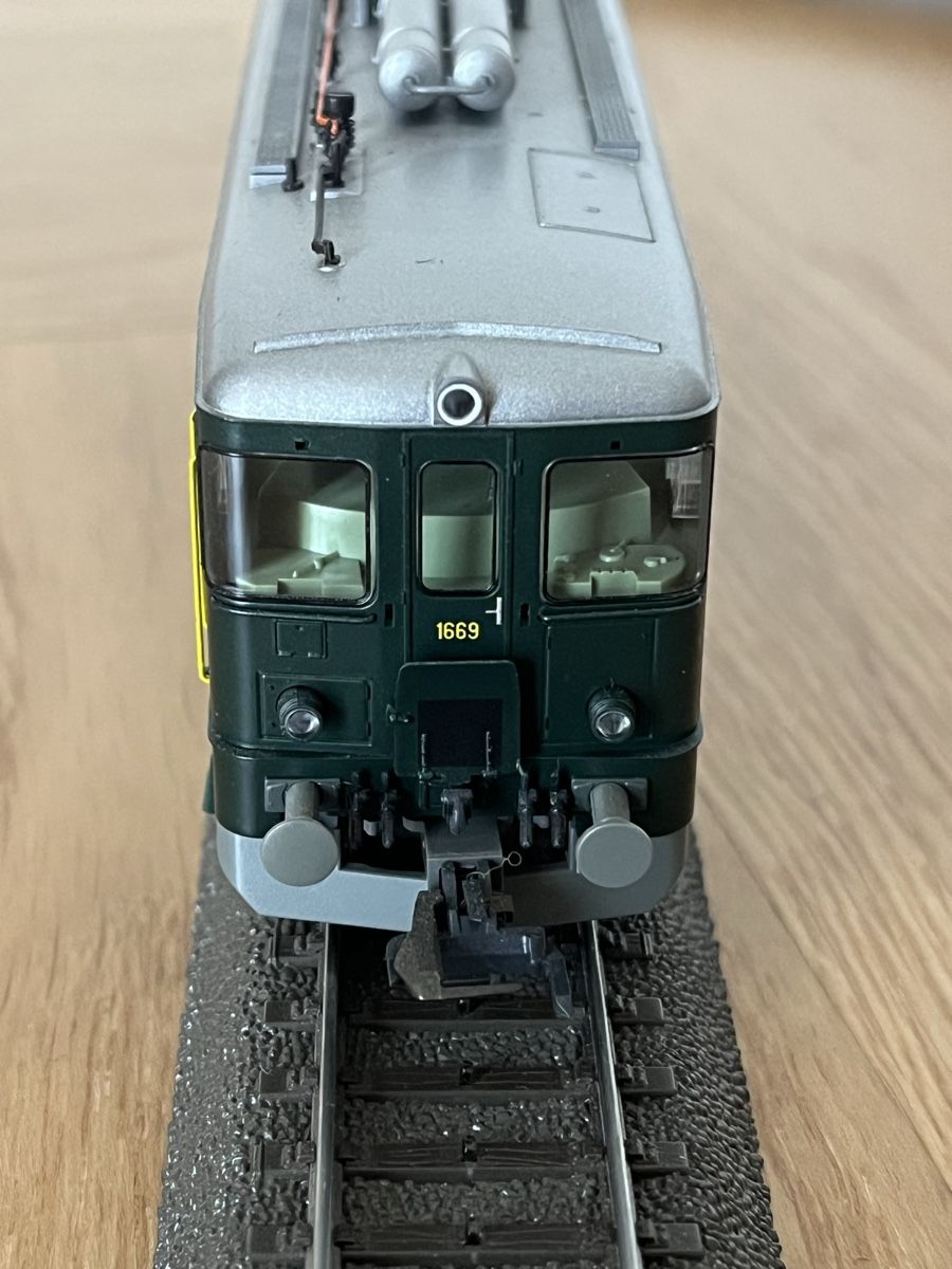 Roco Modellini di ferrovie: SBB De 4/4 Gepäcktriebwagen Roco AC digital – Usato da Basel venduto da Re620_11627 4