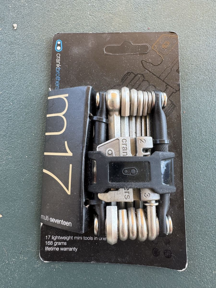 Tutti gli attrezzi: Crank Brothers Multitool M17 – Nuovo e nell'imballaggio originale da Zürich venduto da rnmdr