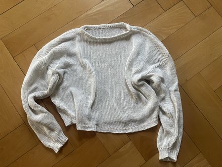 Weisse Pullover