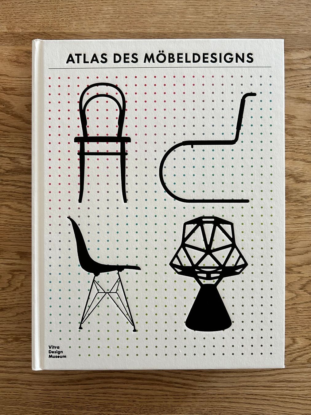 Bücher: Atlas des Möbeldesigns – Neu (gemäss Beschreibung) aus Riedholz von rebeccas