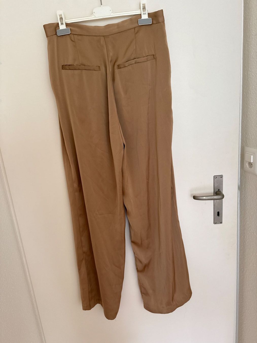 H&M Pantaloni: H&M Hose Gr. M – Usato da Horgen venduto da linuxrp 6