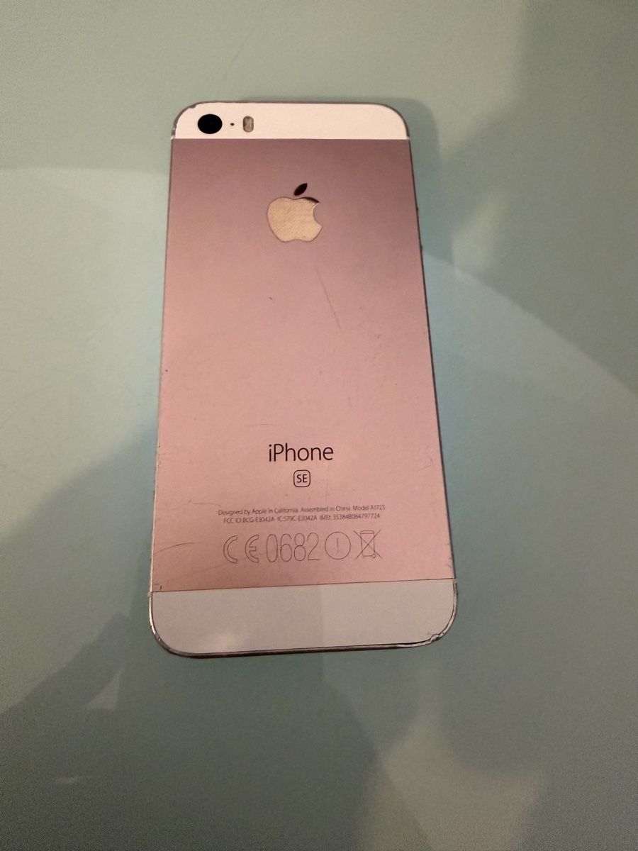 Apple Portables: iPhone SE 128GB - Rose Gold - Good Condition – D'occasion à Altstätten SG par ProPCH 1