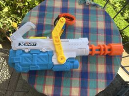 Zuru X-Shot Wasserpistole
