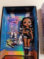 Poupée LOL Surprise OMG Roller Chick état neuf boîte