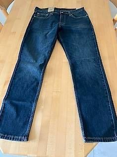Jeans: Levis Jeans 2 Paar – Usato da Basel venduto da strubatelli 2