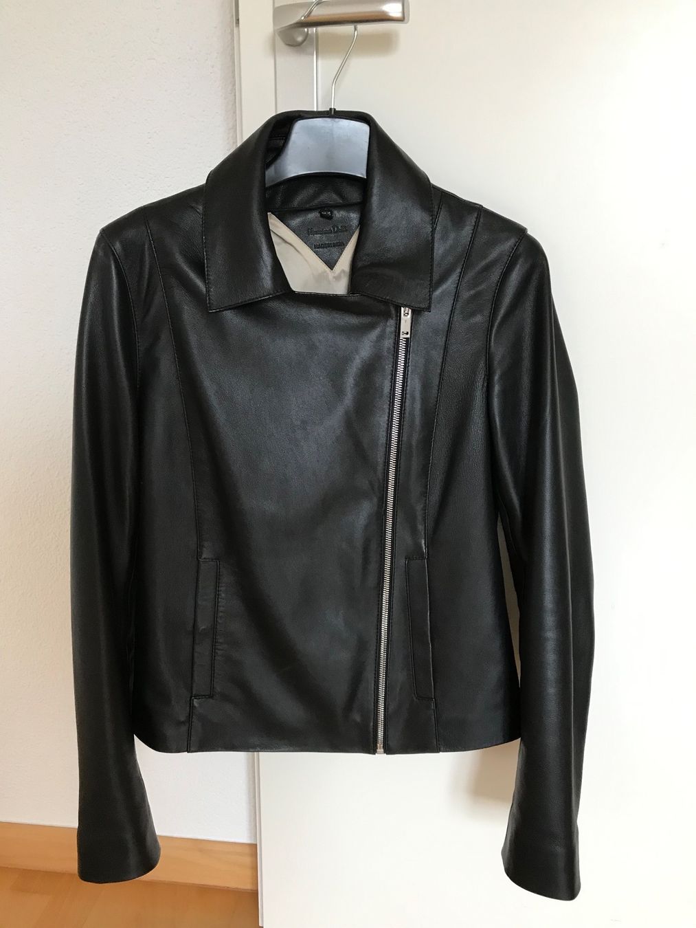 Massimo Dutti Giacche: Lederjacke Damen – Nuovo (secondo la descrizione) da Winterthur venduto da Trevi21