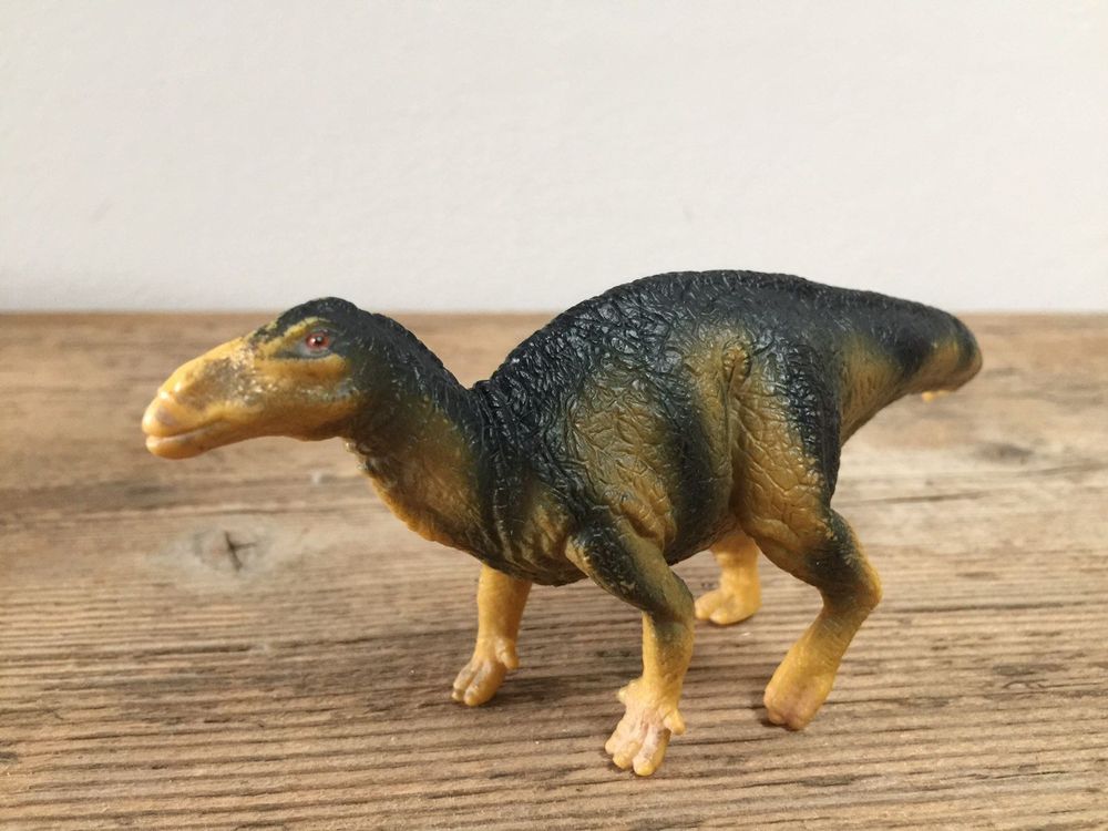 Schleich iguanodon 2024