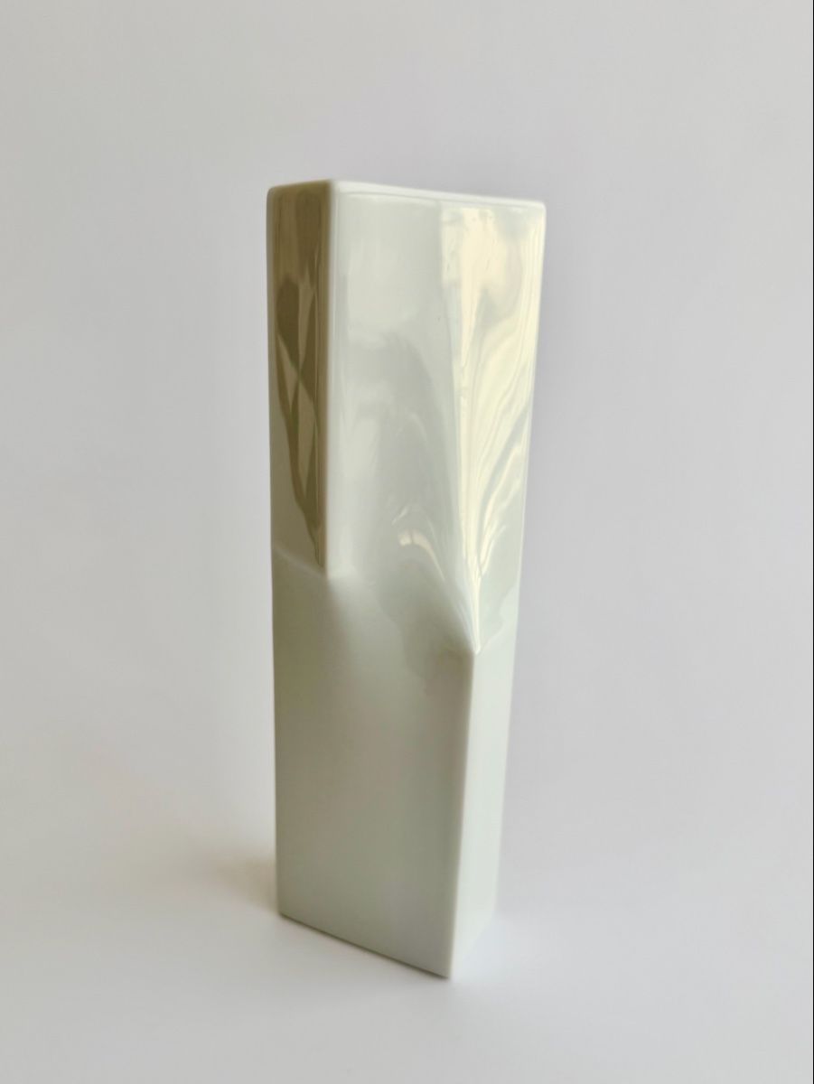 Rosenthal Vasi & Recipienti: Vase Rosenthal Studio-Linie forme asymétrique blanc – Usato da Genève venduto da mar_nd6c