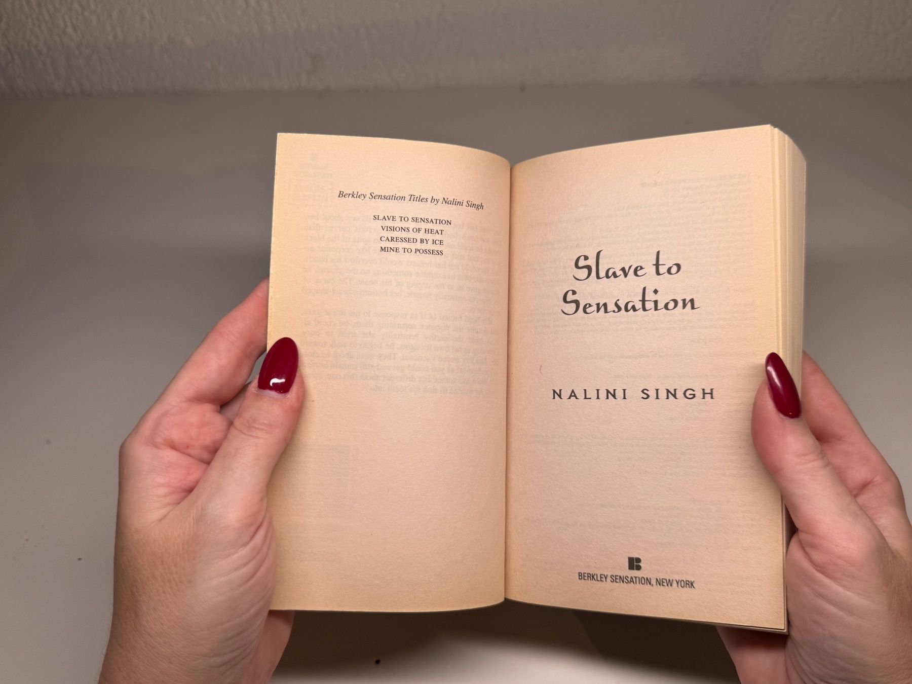 Libri: NOVEL: Nalini Singh, Slaveto Sensation – Usato da Grosswangen venduto da English_books 3