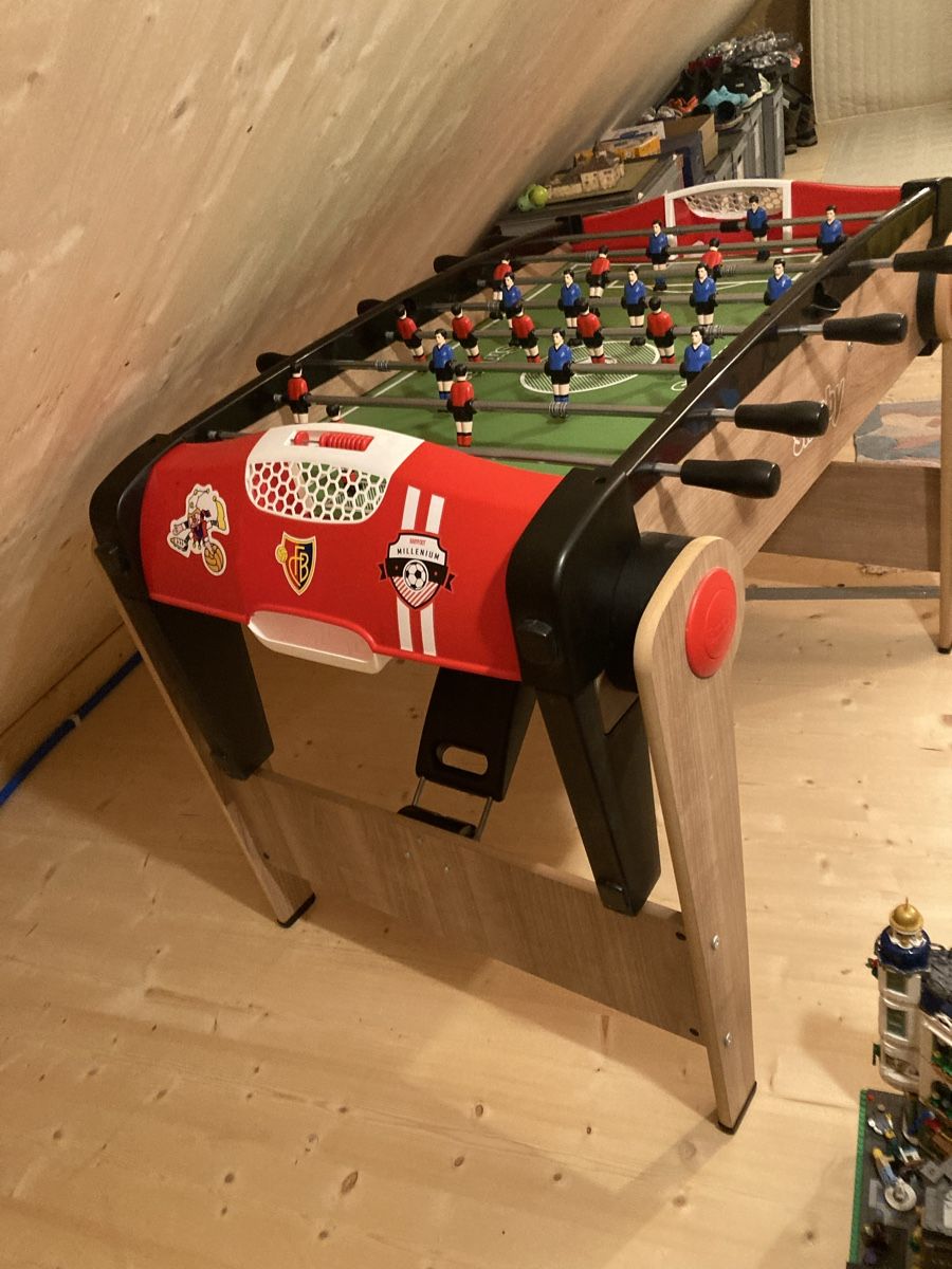 Smoby Spiele: Tischfussball Töggelikasten – Gebraucht aus Arboldswil von Schlou 1