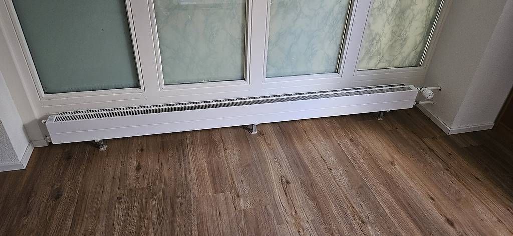 Radiatori: Heizkörper Radiator Zehnder – Usato da Zürich venduto da dav_f8bw