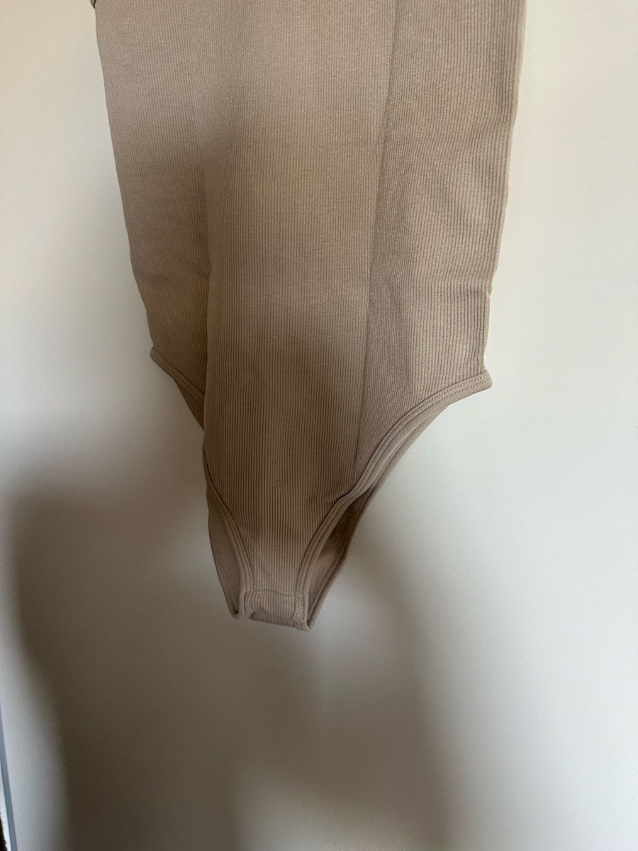 Jumpsuits: Body Damen Schwarz Grösse L Neu – D'occasion à Reinach BL par Alles_muss_weg00 5