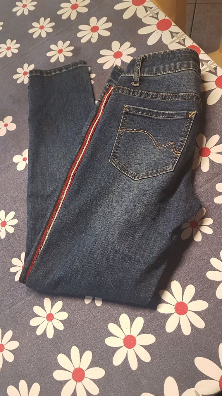 Jeans: Pantalon jeans taille 36 marque Creeks – Usato da Villiers venduto da san_jn5w 6