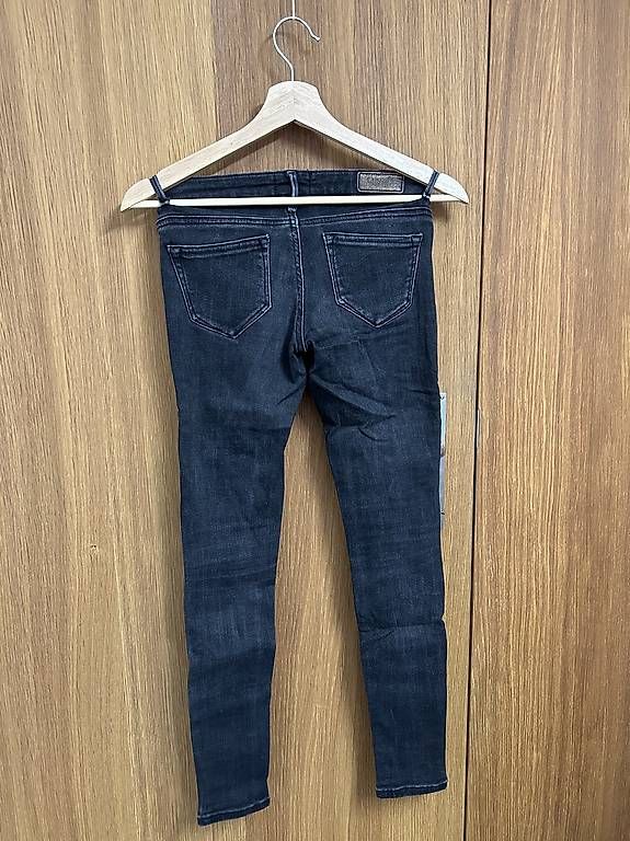 Only Pantaloni: schwarze Hose – Usato da Gais venduto da T_iziana 1