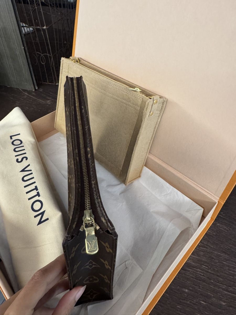 Louis Vuitton Borse: Louis Vuitton Toiletry Pouch 26 Monogram – Usato da Widnau venduto da Pukpan_99 4