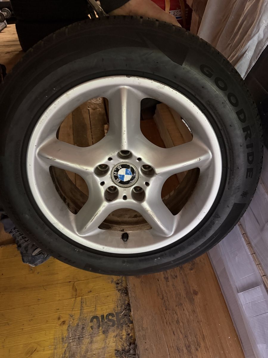 Pneumatici & Ruote complete: BMW Felgen Mit Winterreifen – Usato da Maschwanden venduto da Lamborgh