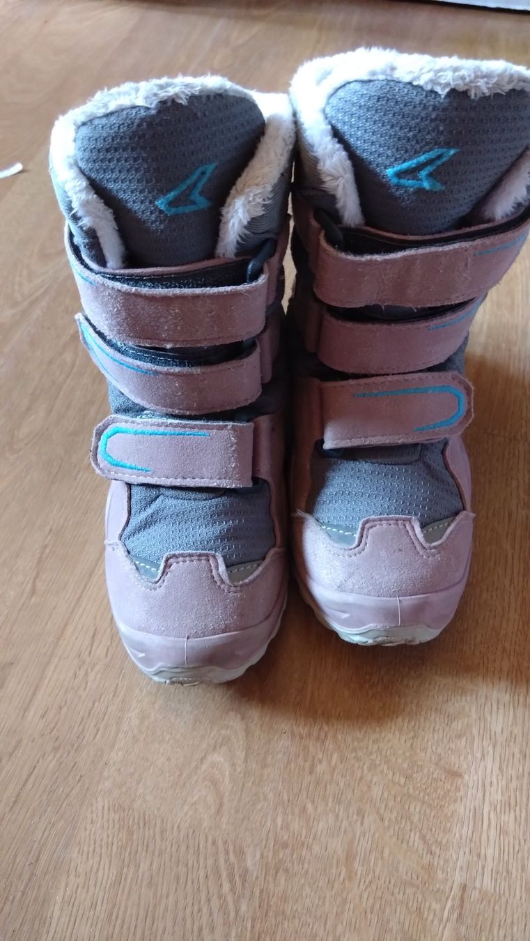 Lowa Scarpe per ragazze: Lowa Winterschuh gr 28 – Usato da Triengen venduto da Ronner84