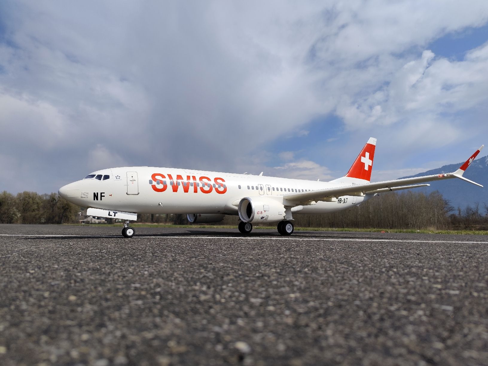 Boeing Kits de montage: Flugzeugmodell Swiss Boeing lackiert – Défectueux à Jenaz par Schreiner97