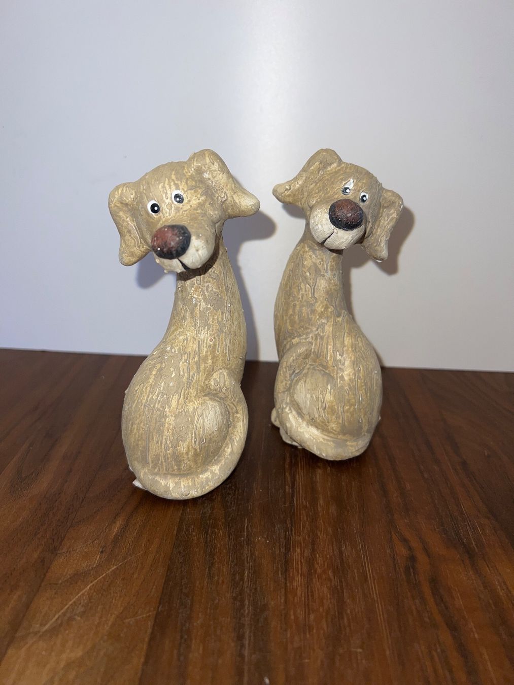 Statuette: Hundefiguren 2stk Keramik – Usato da Altdorf UR venduto da JanAil