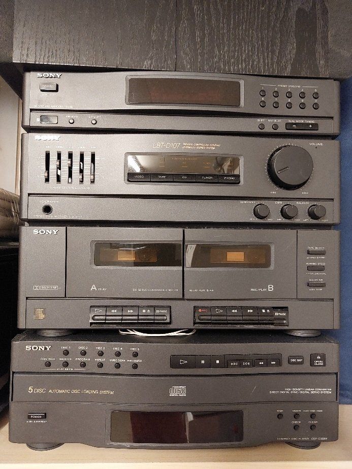 Sony Multimediaplayer & Streamer: Ältere Musikanlage Sony – Gebraucht aus Stans von Kajaly