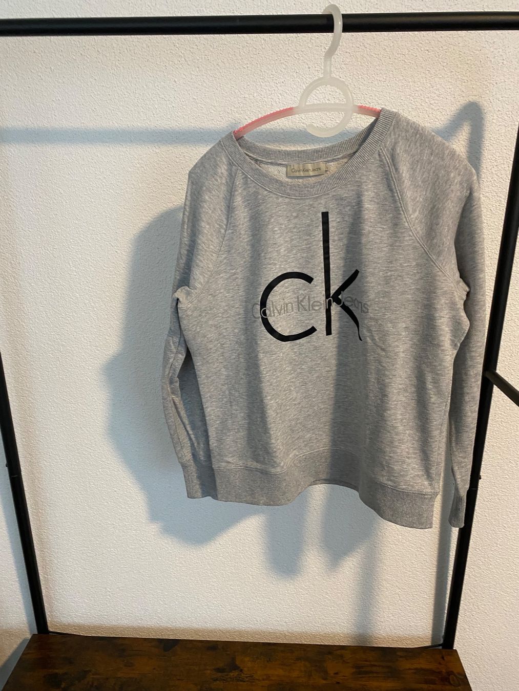 Calvin Klein Maglioni & Felpe: Pulli von Calvin Klein 🌸 – Usato da Teufen AR venduto da Memilu