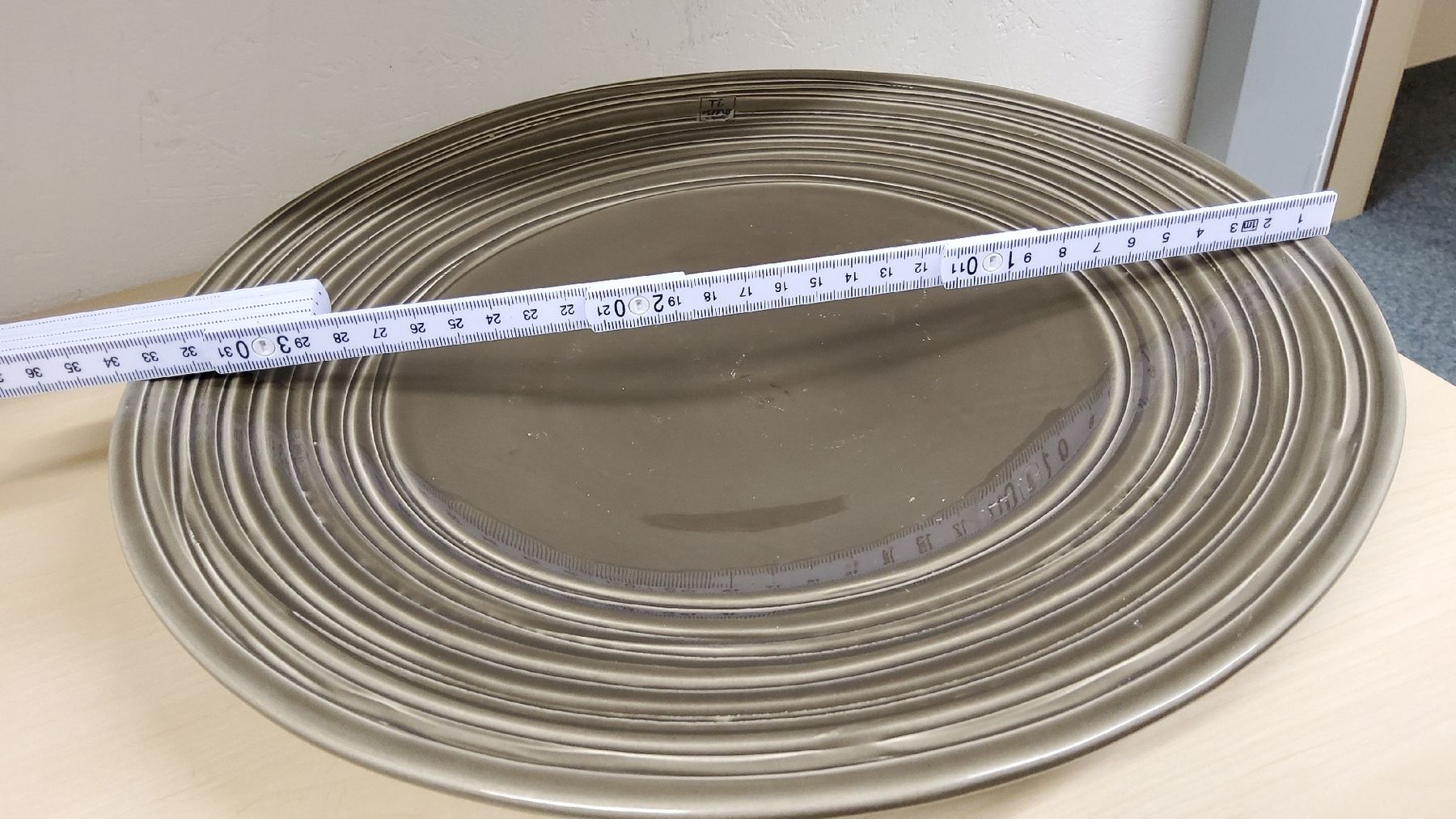 Piatti di portata: Grosse Servierplatte, Durchmesser 34cm, Top Zustand! – Usato da Herisau venduto da Nluanalucas 1