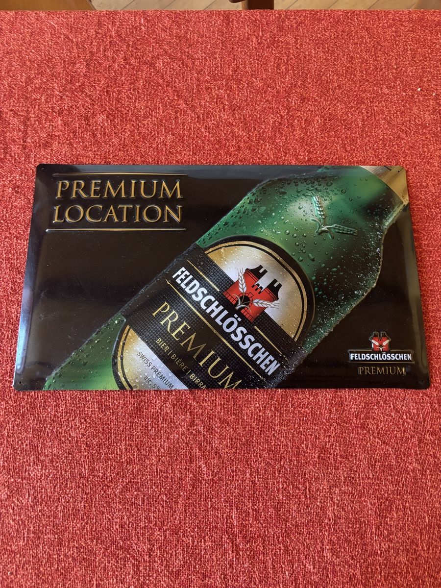 Tutte le decorazioni: Plaque publicitaire Feldsschlösschen Premium – Usato da Les Brenets venduto da moe_ym8r