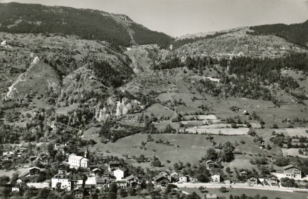 Cartoline postali: Mörel  VS       um 1953 – Usato da Brig venduto da Valcards54
