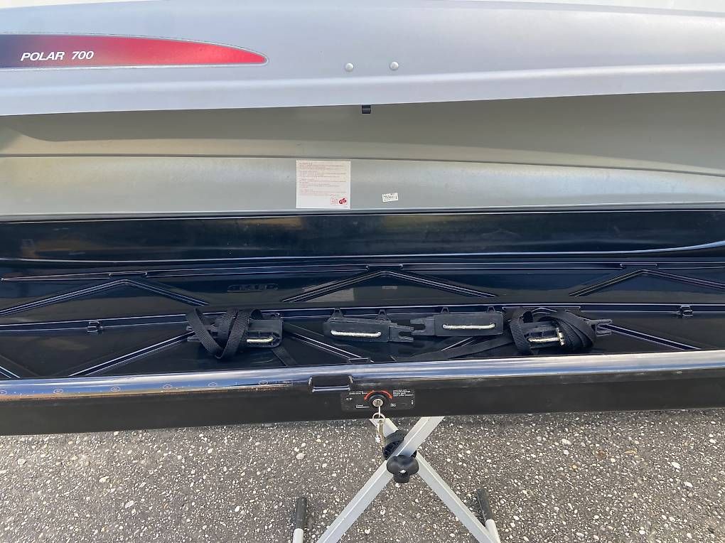 Box da tetto: Dachbox Thule Polar 700 mit oder ohne Dachträger – Usato da Leuzigen venduto da Doppelrad 1
