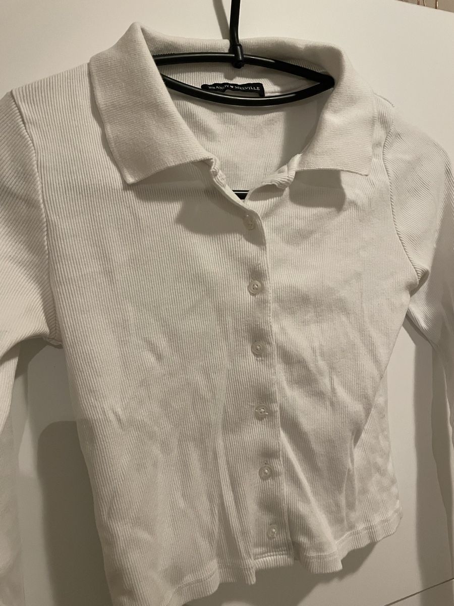 Brandy Melville T-shirt: Polo_pull_top Brandy Melville blanc manches longues – Usato da Pully venduto da kaba07 1