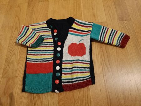 Strickjacke Grösse 104