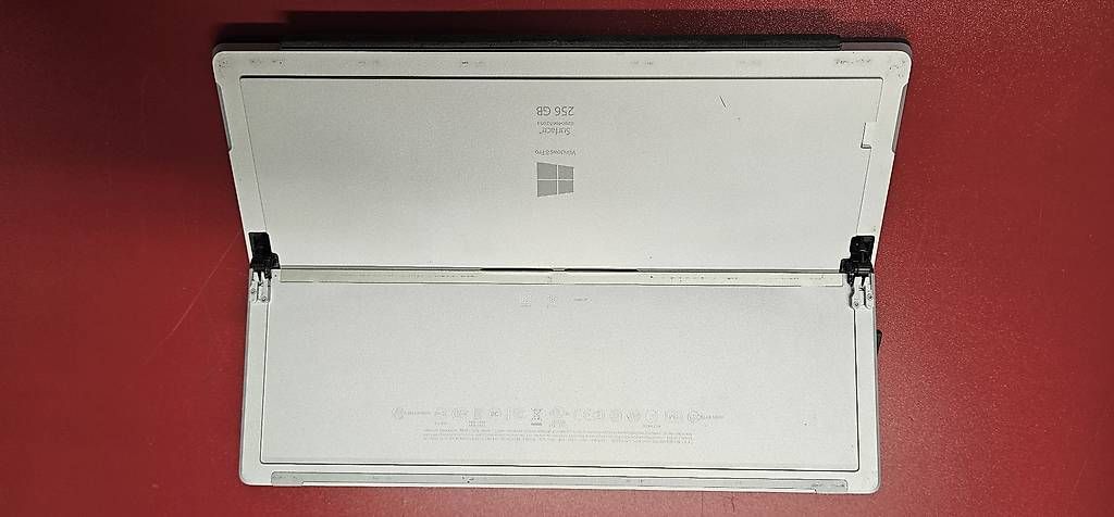 Docking station: Surface Pro 3 + Dockingstation Defekt – Usato da Glattpark(Opfikon) venduto da sevcan-b 4