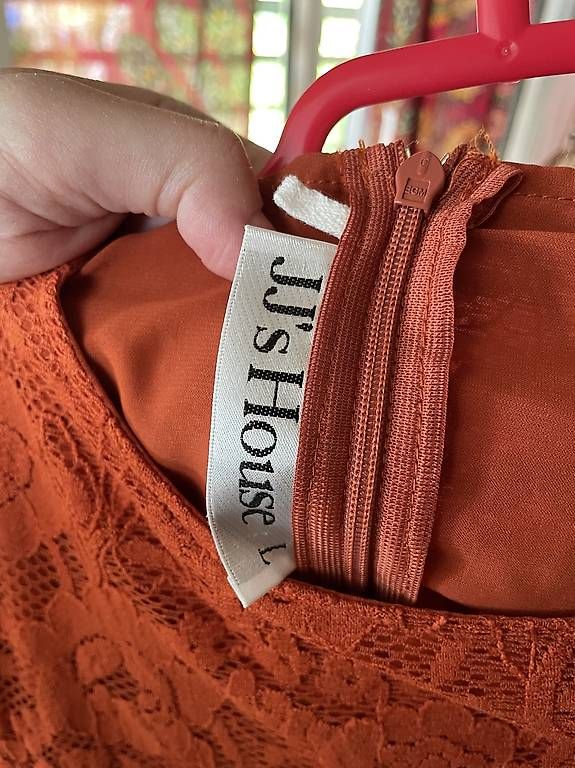 Vestiti: Wunderschönes Festkleid Neu in L Orange – Usato da Mühledorf SO venduto da familie.in.bunt 2