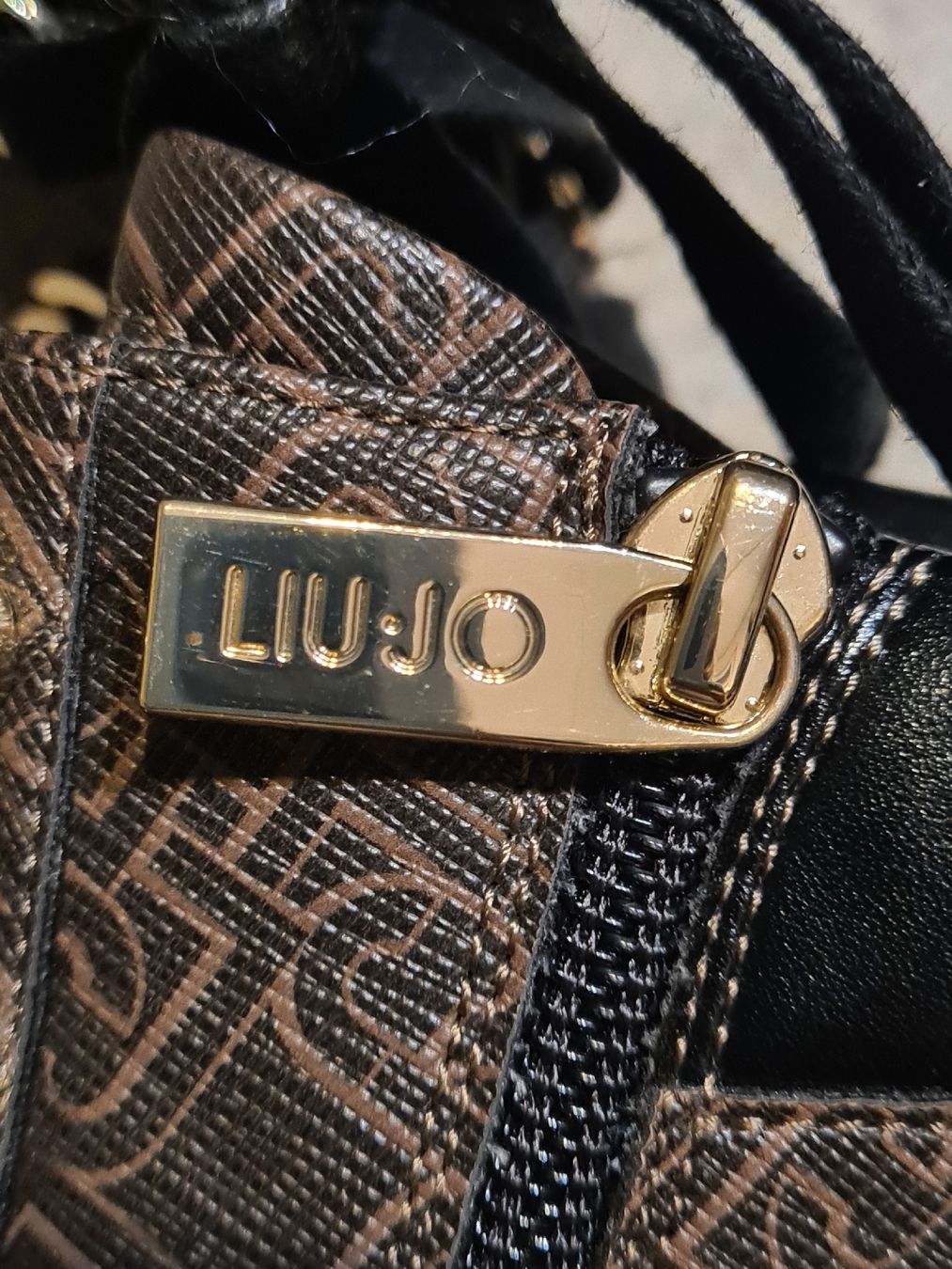 Liu Jo Scarpe da donna: LIU JO STIEFELETTE GR.39 BRAUN/SCHWARZ – Usato da Adlikon venduto da jahr01 2
