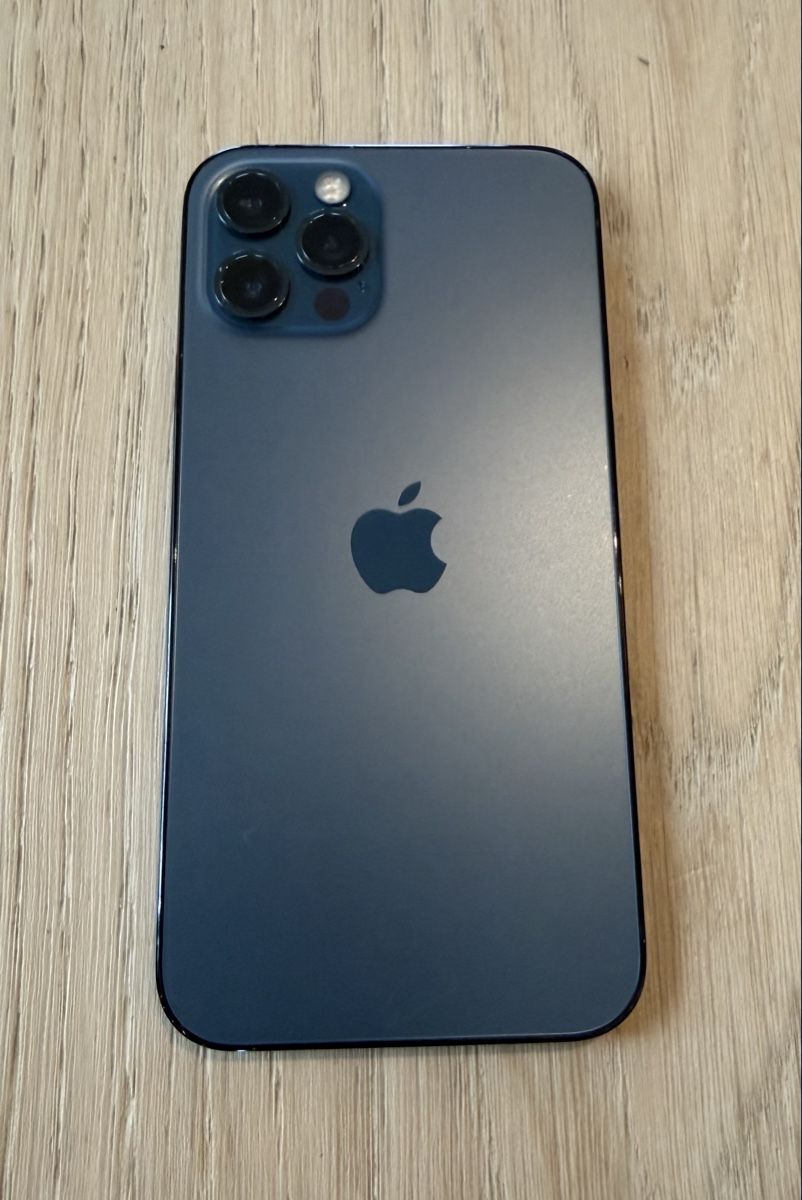 Apple Telefoni cellulari / Smartphones: iPhone 12 Pro 128GB bleu avec boite bon état – Usato da Troinex venduto da duboisf8 1