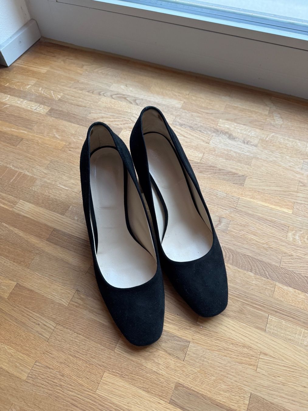 Navyboot Scarpe da donna: Hochwertige Navyboot Pumps schwarz, Grösse 40 – Usato da Aarau venduto da Gulianora 1