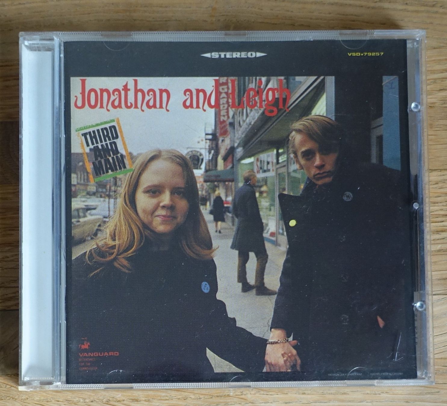 CDs: Jonathan And Leigh – Third And Main - D10 – Gebraucht aus Sessa von discoverymedia