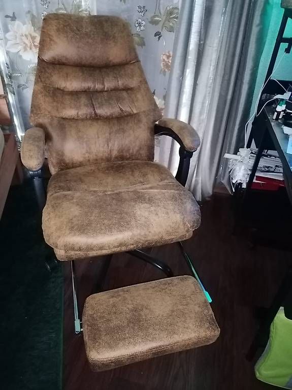 Stühle: belles chaises de bureau confortables – Neu (gemäss Beschreibung) aus Corcelles-près-Payerne von RxOne_Krs 2