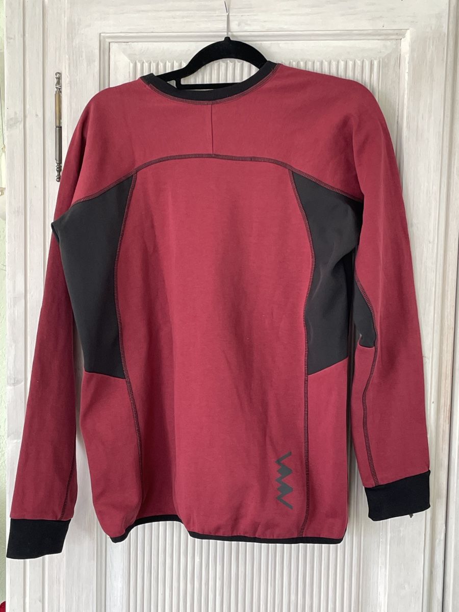 Pullover & Sweatshirts: Herren Sportpullover Grösse M, neuwertig! – Gebraucht aus Goldswil von _Dudy_ 1