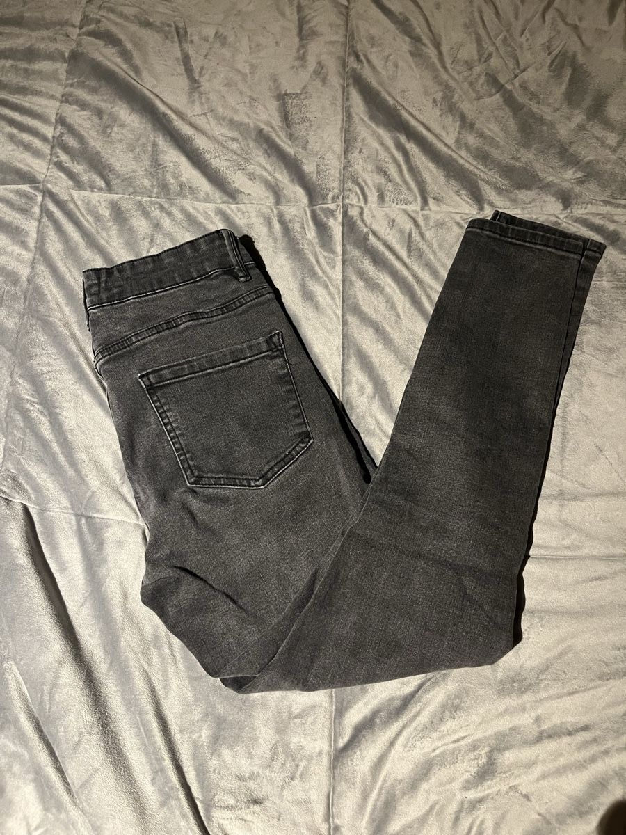 Jeans: Jeans – Gebraucht aus Montsevelier von Duna2210