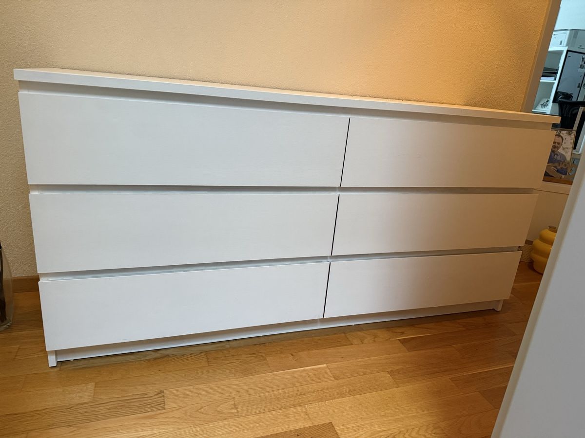 Ikea Kommoden: Weisse Kommode mit 6 Schubladen – Gebraucht aus Schwarzenbach SG von ron_fb55