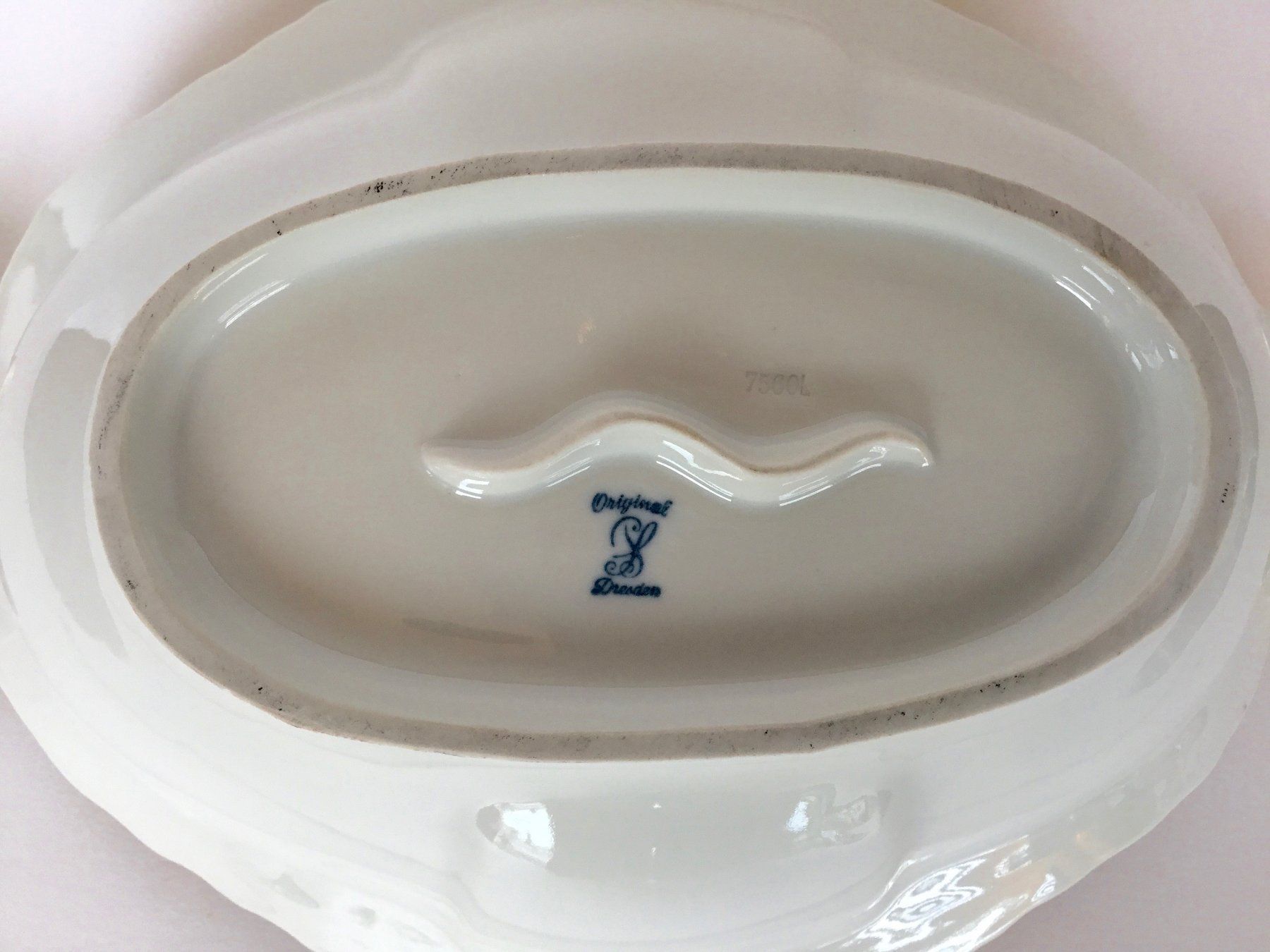 Schalen: ORIGINAL DRESDEN - Schale Blumenmotiv, Goldrand – Neu (gemäss Beschreibung) aus Basel von ekaeufer 2