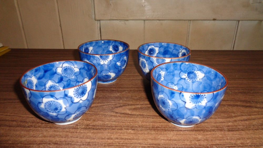 4 hübsche Teeschalen ,asiatisch | Kaufen auf Ricardo