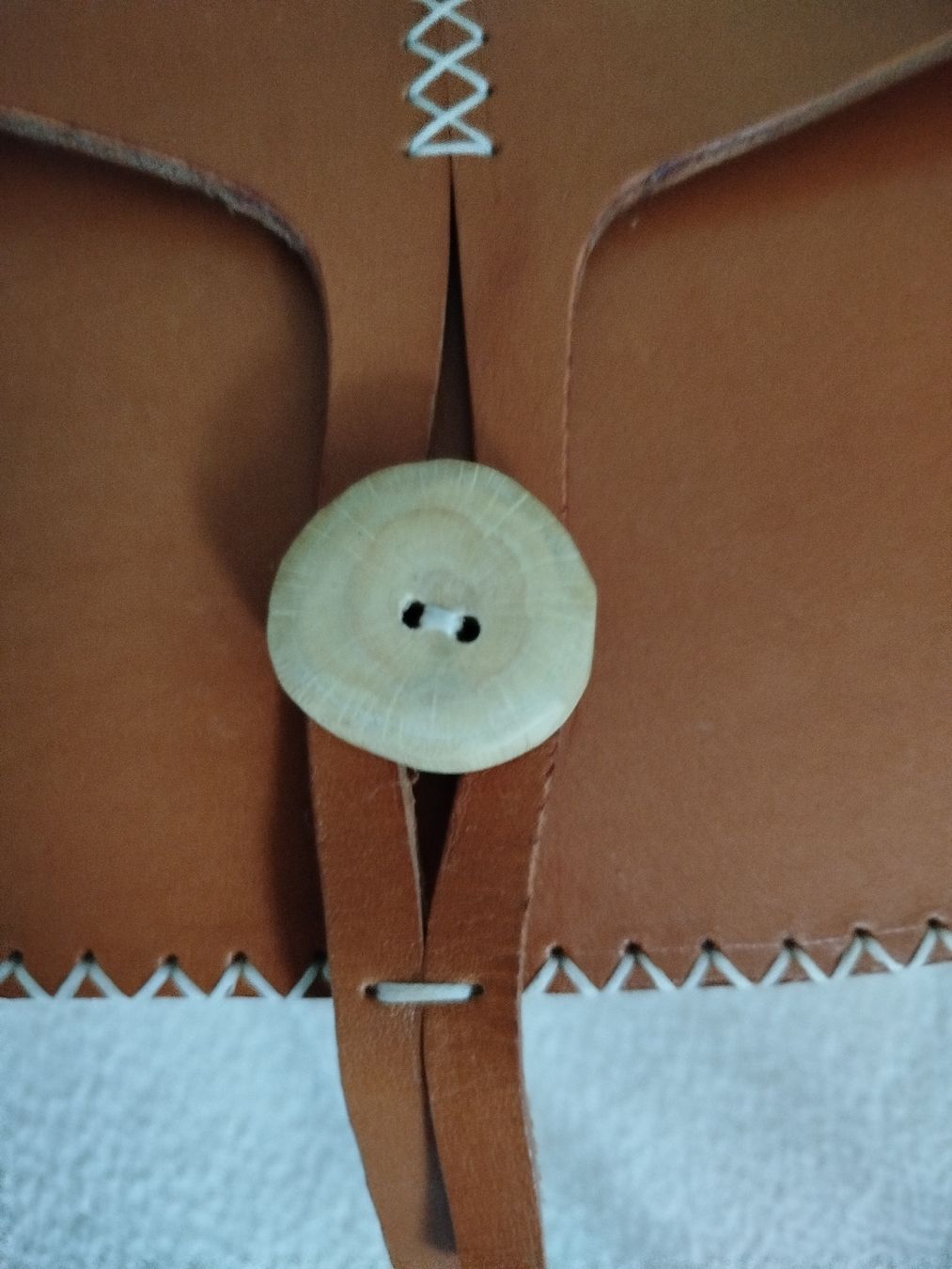 Taschen für Damen: Handtasche aus Kernleder – Neu (gemäss Beschreibung) aus wallisellen von kuriala555 4