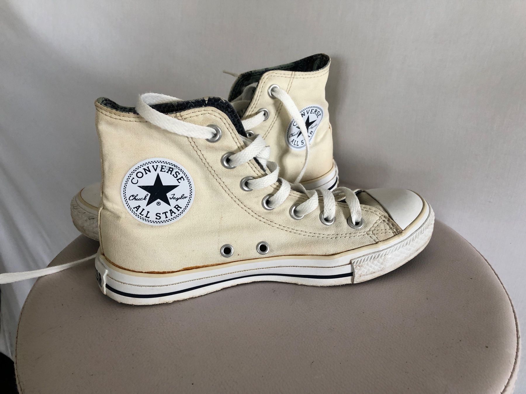 Converse Damenschuhe: Converse All Star Chuck Taylor édition spéciale taille 37 – Gebraucht aus Coppet von Vanessamode 2