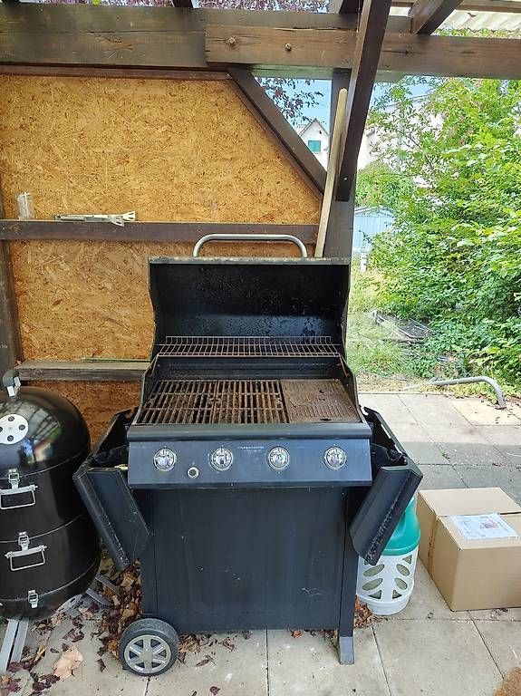 Grills: Gratis Grill mit Gastank und Abdeckung  – Gebraucht aus Aesch BL von pusteplum 1