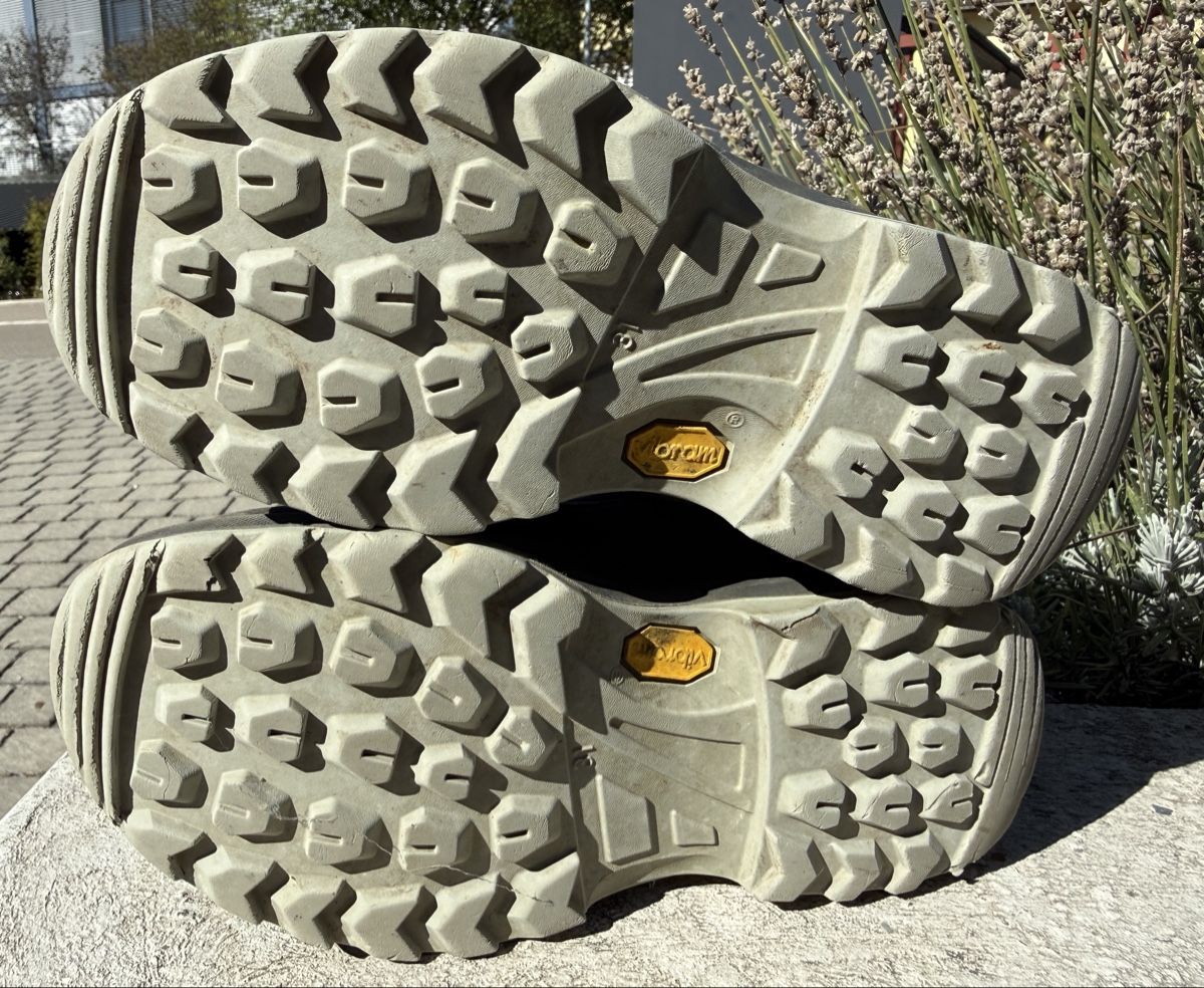 Lowa Scarpe per ragazzi: Wanderschuhe Lowa Grösse 31 gebraucht – Usato da Seuzach venduto da Andrewco 4