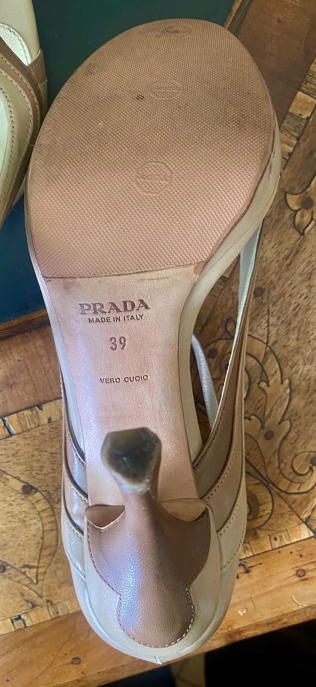Prada Chaussures femmes: Prada Heel Sandale – D'occasion à Zürich par Sol65 2